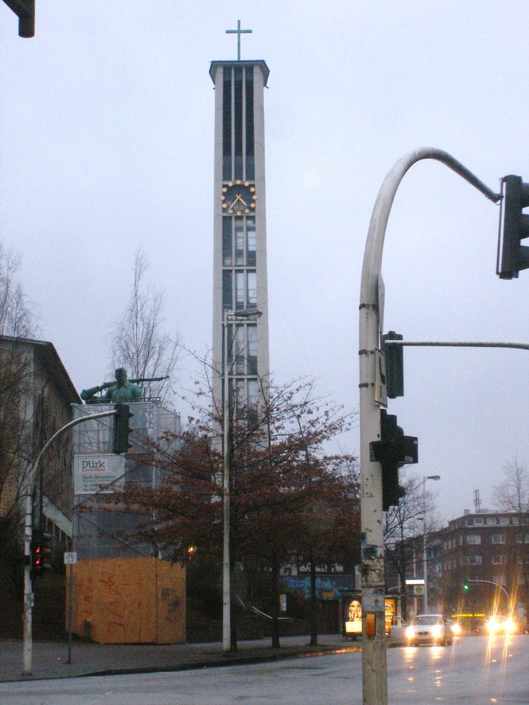 Harburg Kirche an der Bremer Straße - von Engin Özkan by Engin Özkan