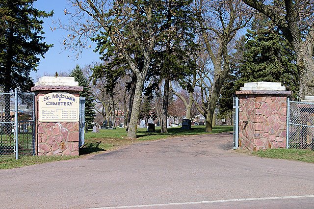 ST Michaels Cemetery by 988757