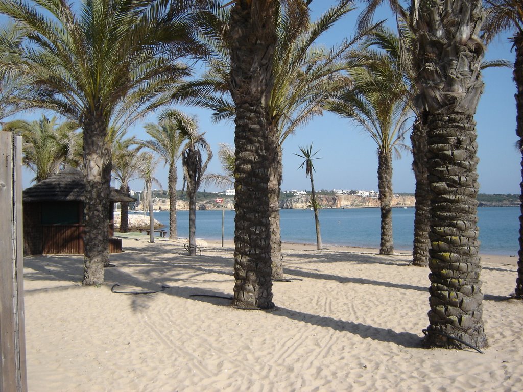 Portimao, Strand am neuen Jachthafen by gisela3108