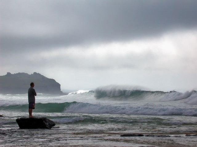 Flat Rock Surf Ballina NSW by Dallas Nock