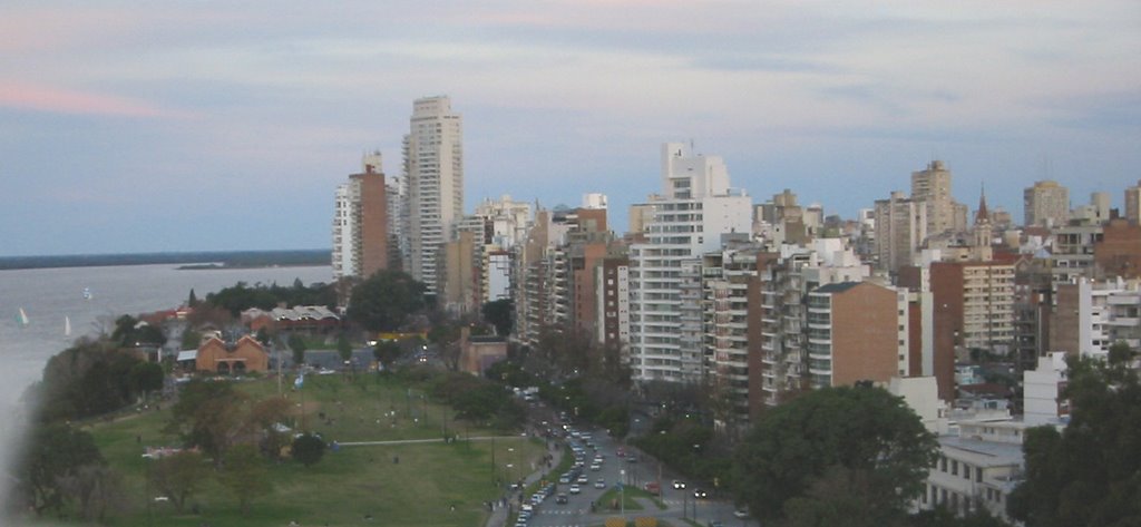 Rosario desde el Museo de Arte Moderno by anarosso