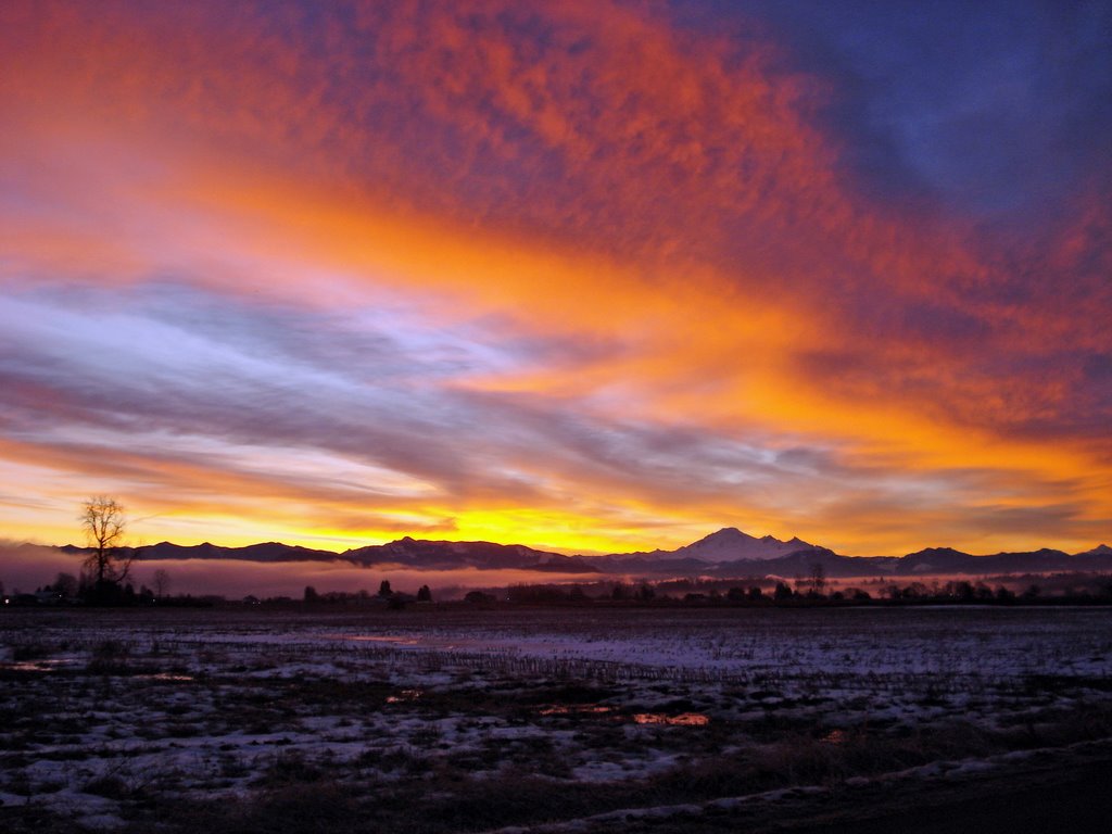 Abbotsford sunrise, Mt. Baker in the background by Jenem00