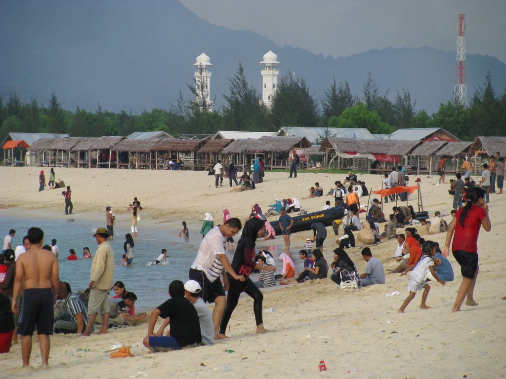 Lampuuk Beach Banda Aceh by MatNoq