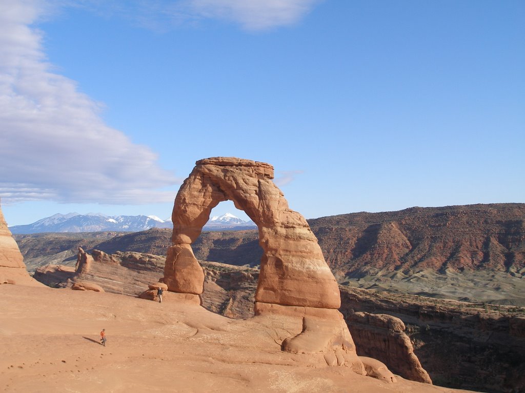 Delicate Arch by dominiquerevuz