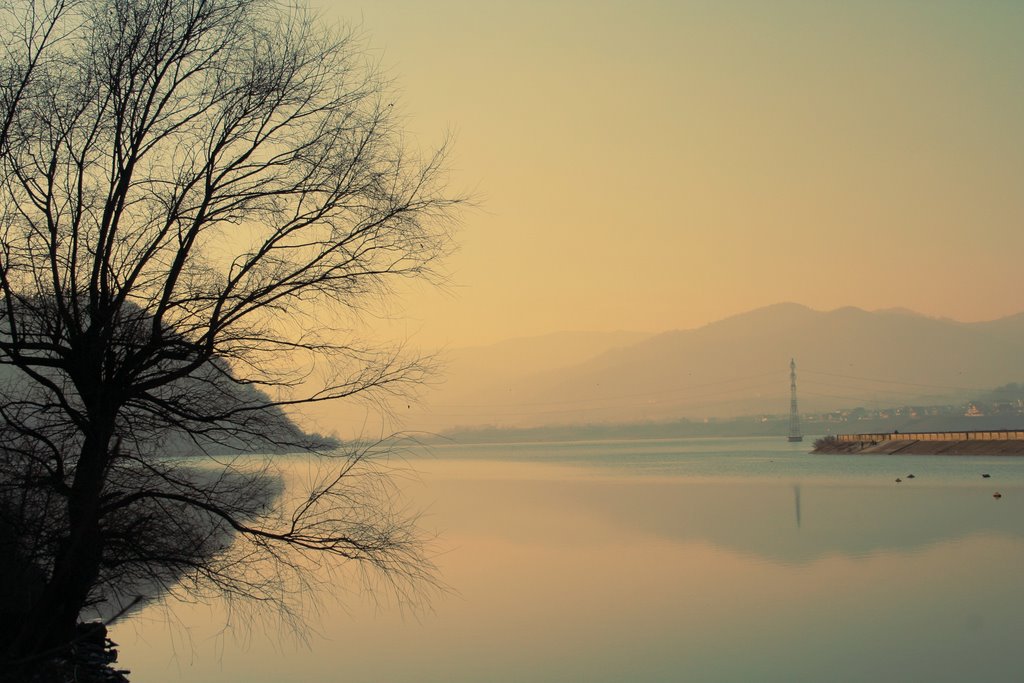 Batca Doamnei Dam View by Ceobanu Andrei