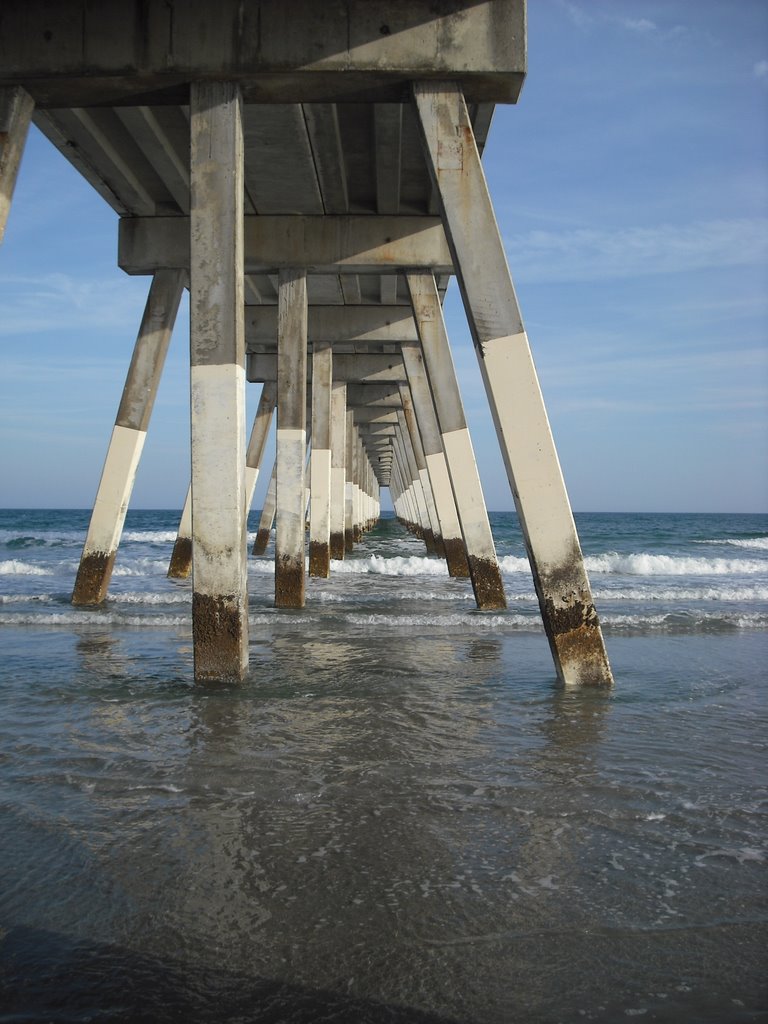 Johnnie Mercer's Pier by jenpost