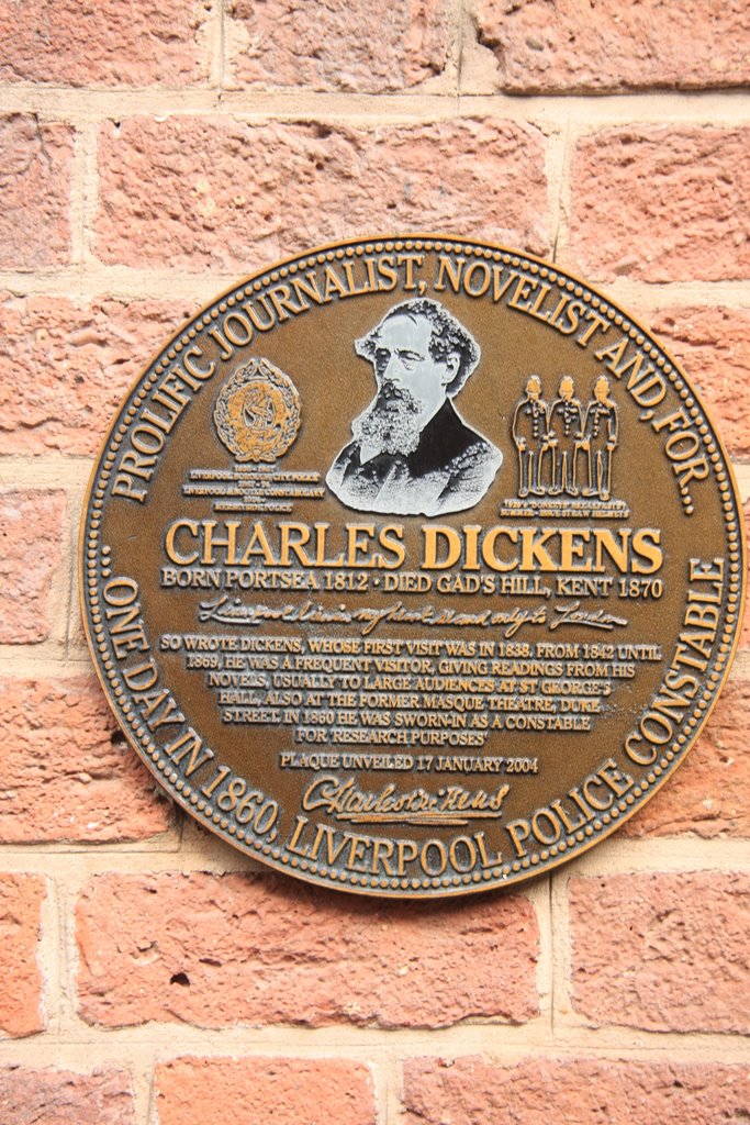 PC Charles Dickens (For A Day) by barryb