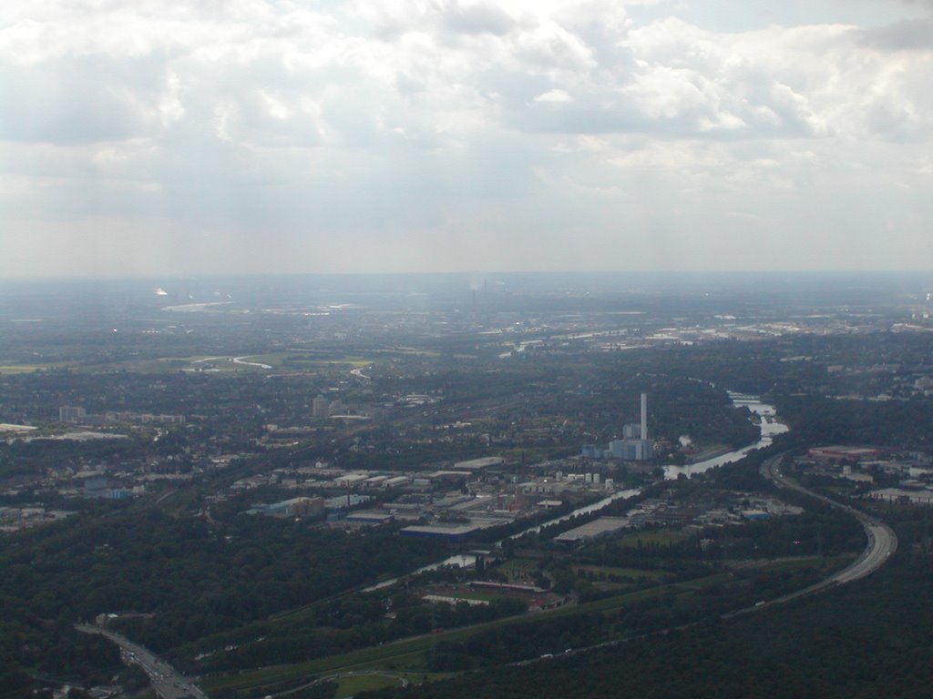 OB – Kaisergarten und GMVA an der A42 by padrei