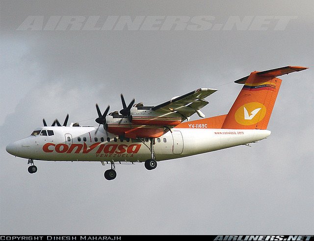 Conviasa llegando a caracas by varias personas