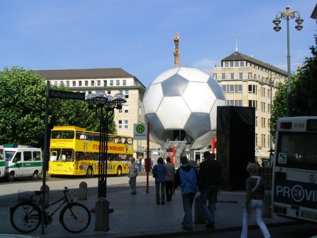 Hamburg ( Alt Stadt ) by moroder