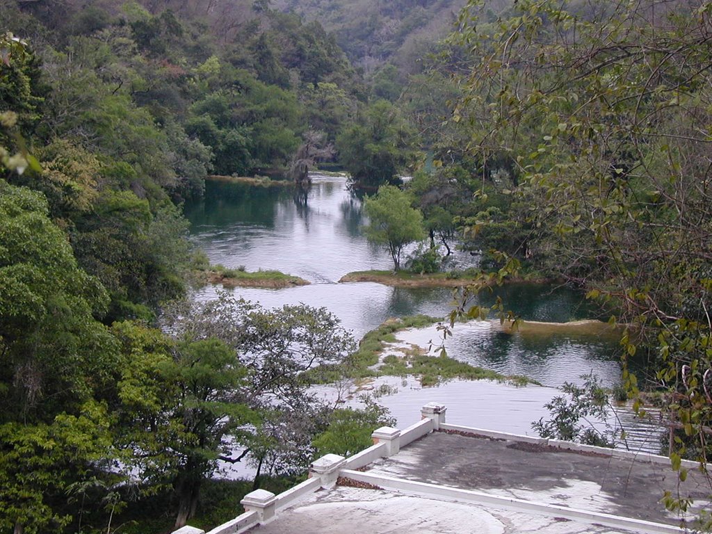 CASCADAS DE MICOS by Martín Jaimes