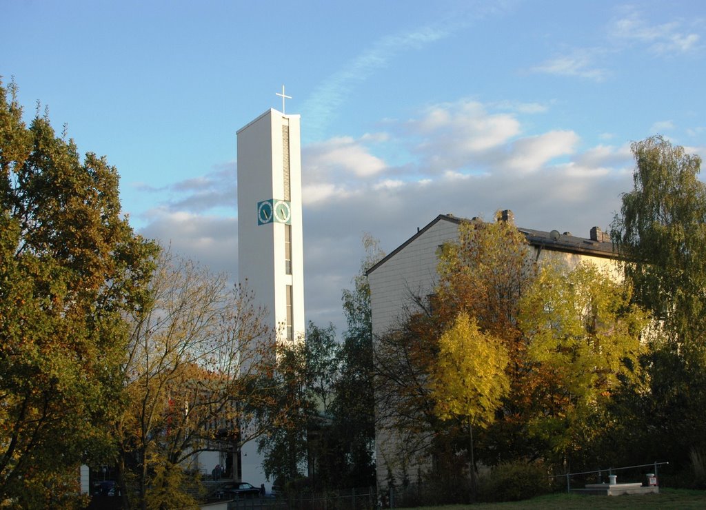 Blick auf Kirche Herz Marien by Magnusbb