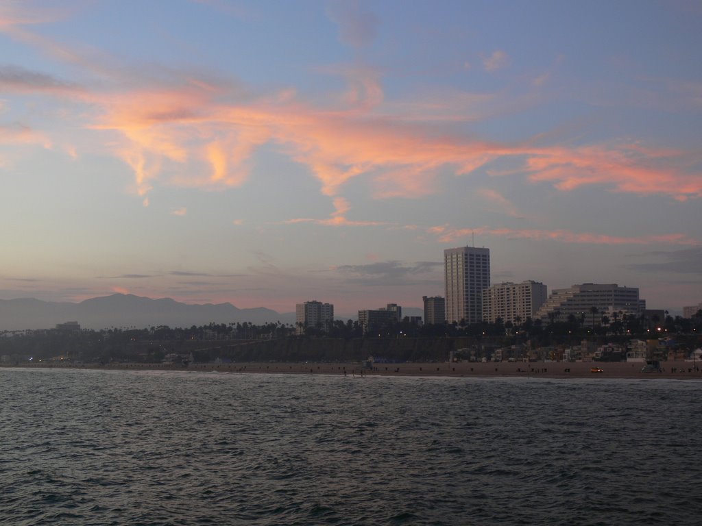 Santa Monica by Rafel Sabater