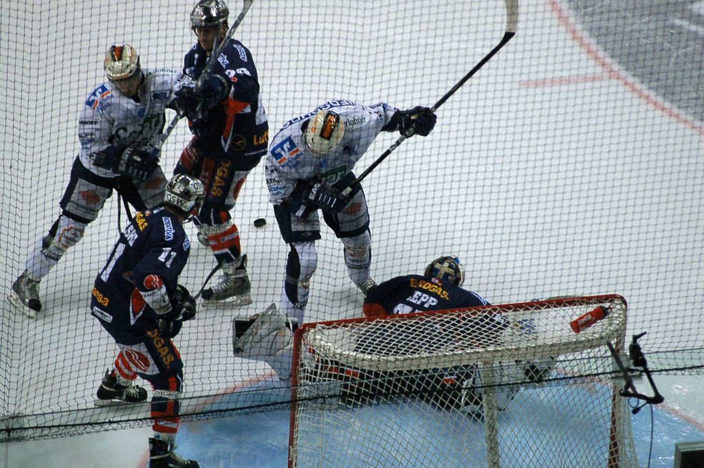 Eisbären Berlin - Iserlohn Roosters by Hasel-Horst