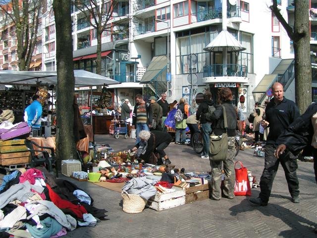 Amsterdam, Waterlooplein by Anneke Braakman vd W…