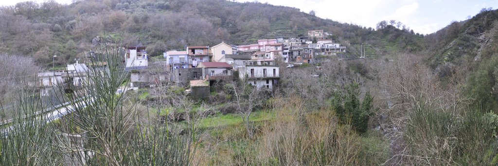 Misitano Superiore, Casalvecchio Siculo by Nicola e Pina in Sicilia