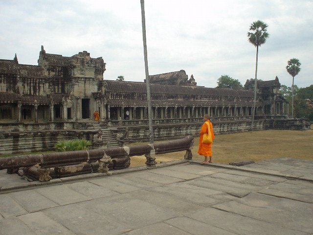 Angkor Wat by VazS