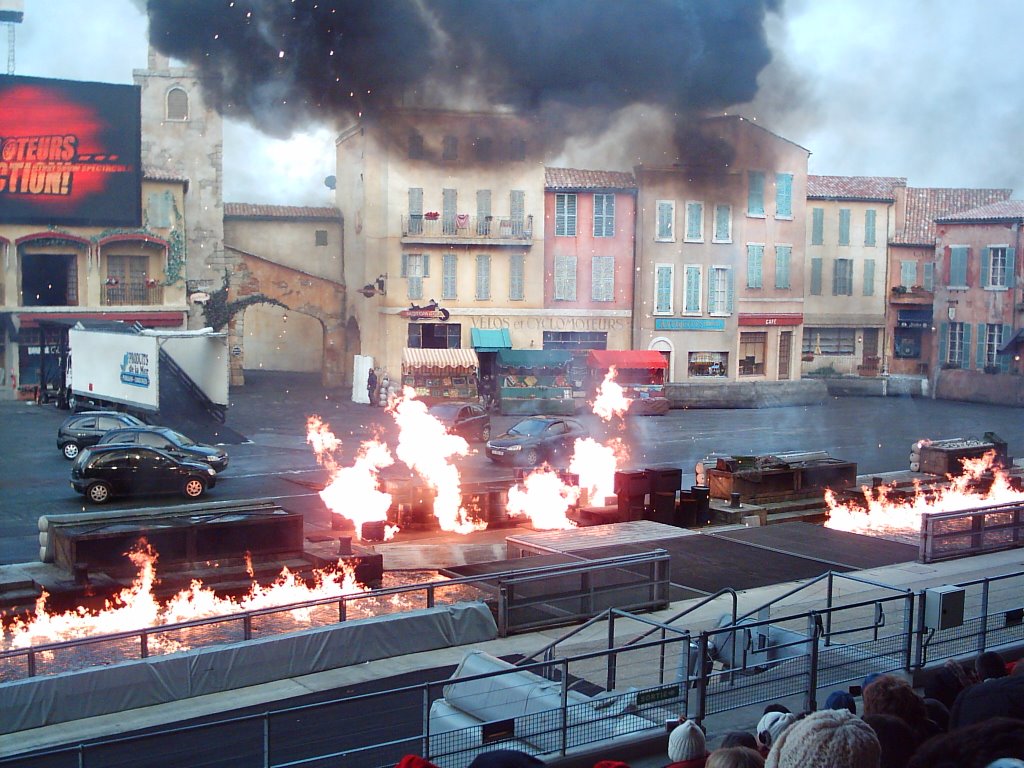 Moteurs! Action! Stunt Show Spectacular by David Arboledas