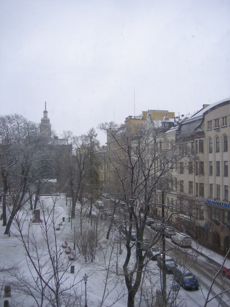 Waiting for a sunny day (nov 2005) by Henskari