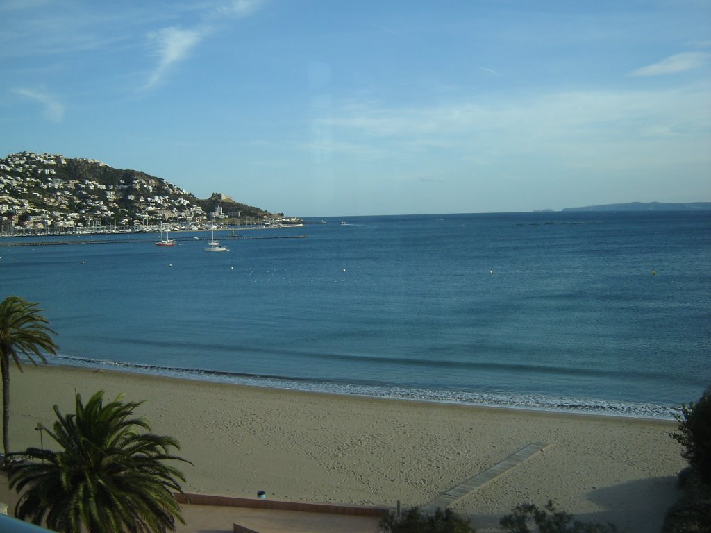 Playa de Roses, Hotel Terraza, Costa Brava by RMaria