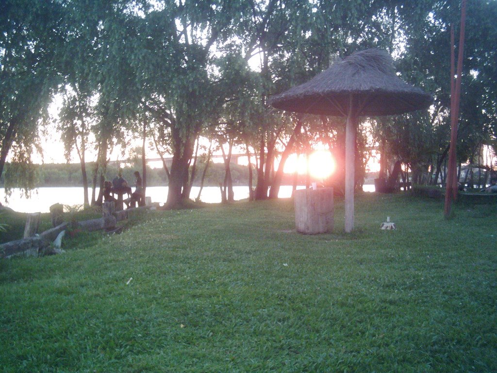 Hermoso atardecer en el camping Las Tejas by osocervecero