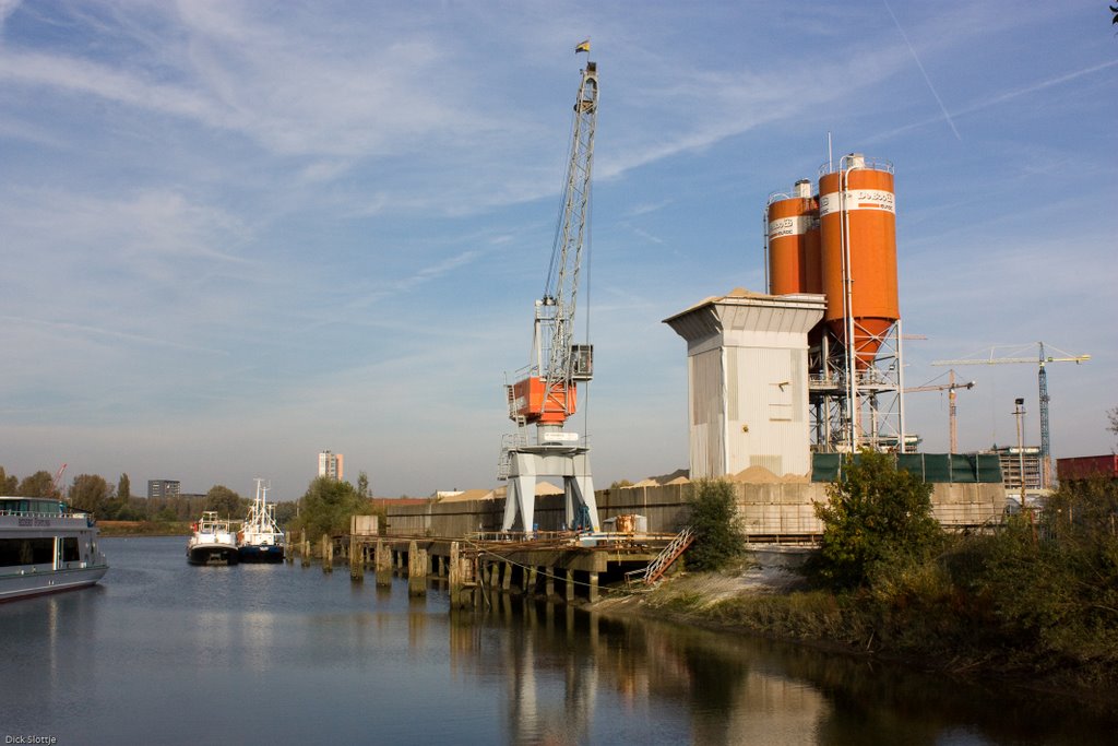 Haven Spijkenisse (2008) by Dick Slottje