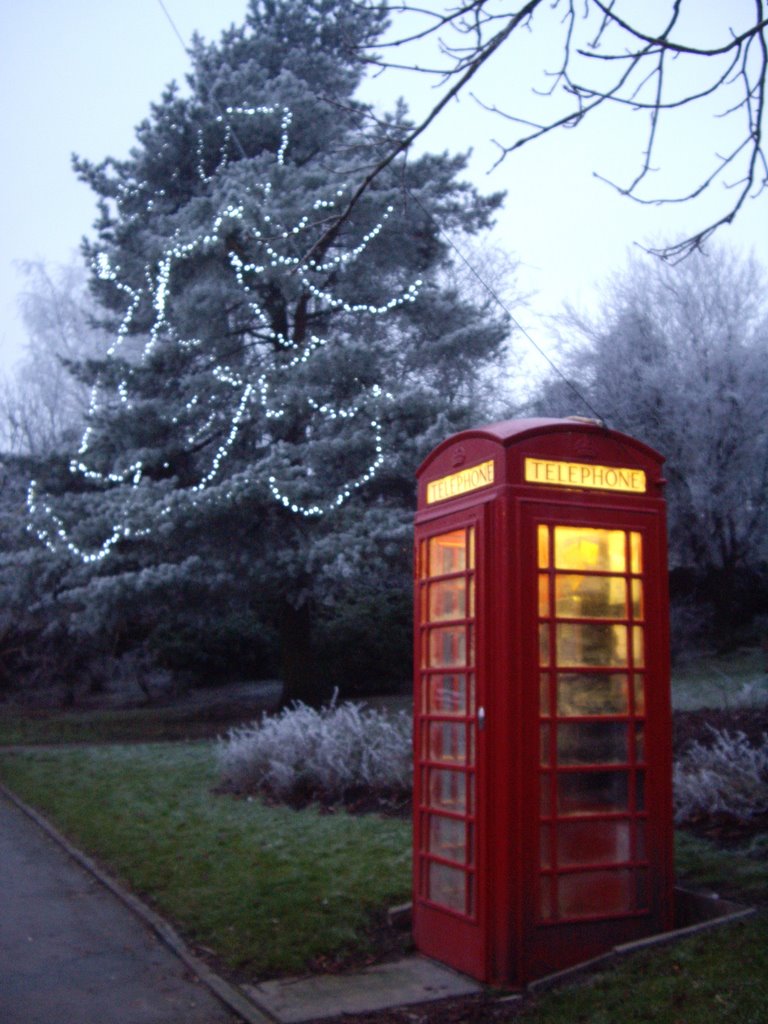 Heptonstall phone box and lights by baskingseal