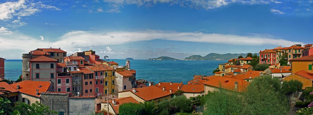 Tellaro panorama by stefano bolognesi