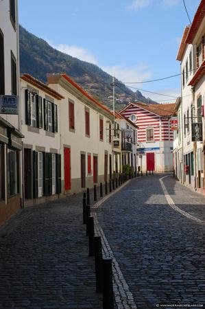 Rua General António Teixeira de Aguiar by Ricarsousa