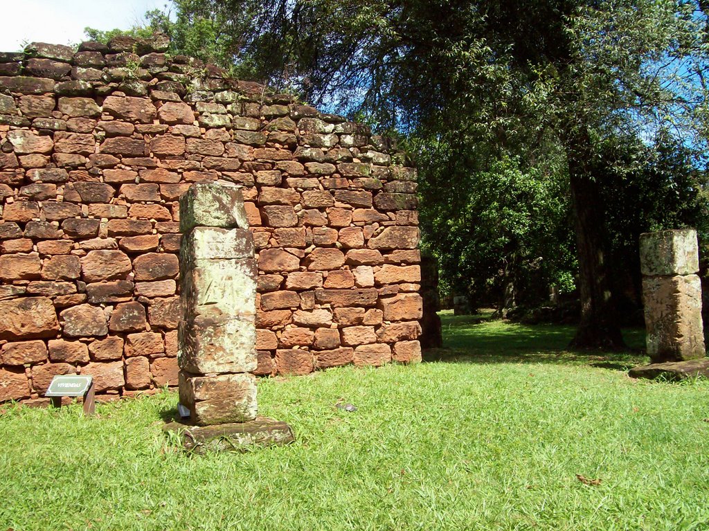 RUINAS DE SAN IGNASIO MISIONES ARGENTINA by marcelo quiroga