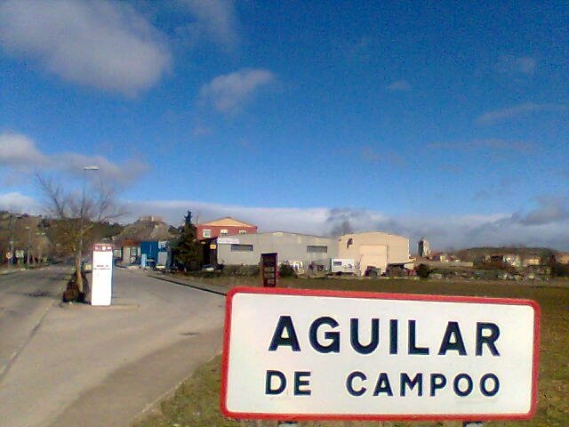 Entrada a Aguilar de Campoo 13-02-2009 by David M.A.