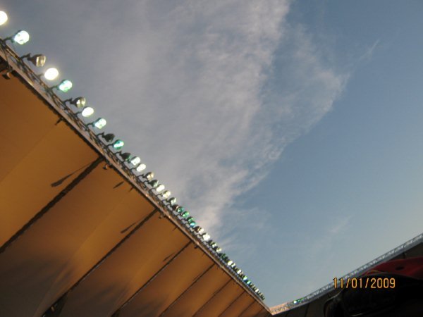 Iluminación en el Estadio Bicentenario Nelson Oyarzun Arenas by José Joaquín Cortes