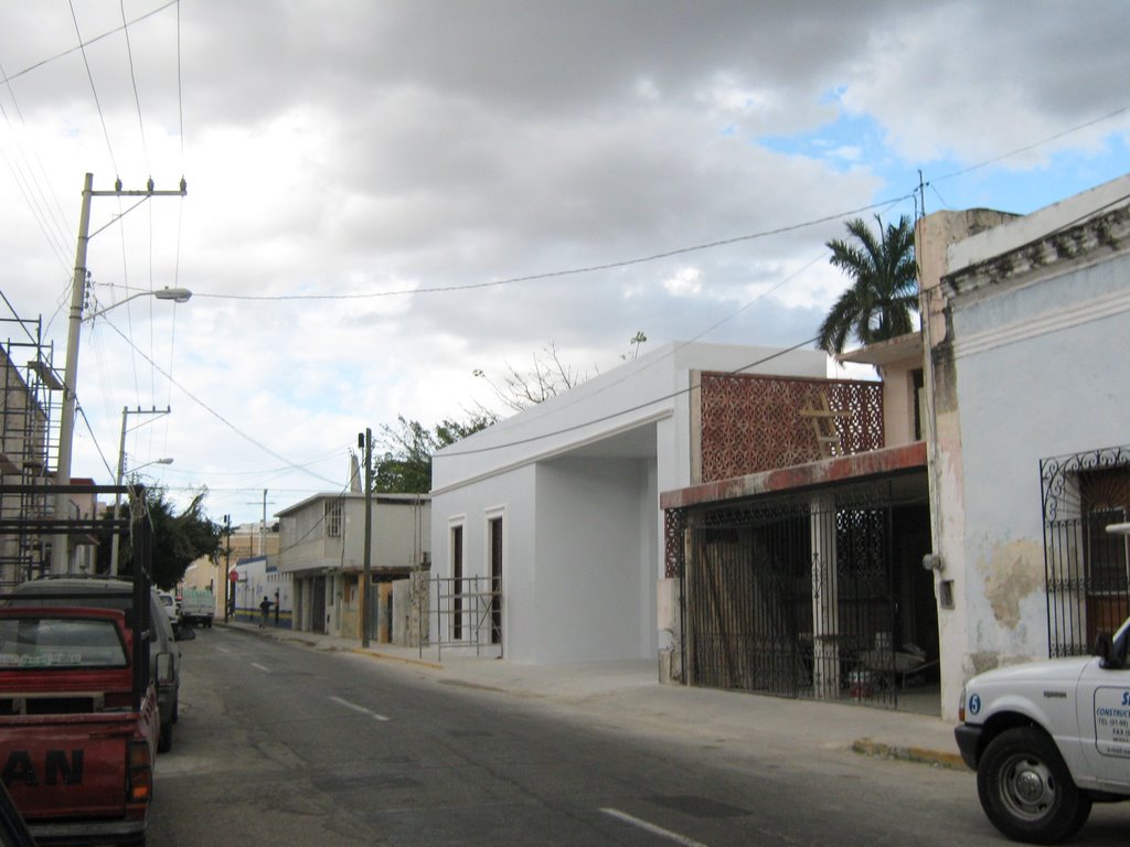 Iglesia de Jesucristo de los Santos de los Últimos Días by José Manuel Repetto Menéndez