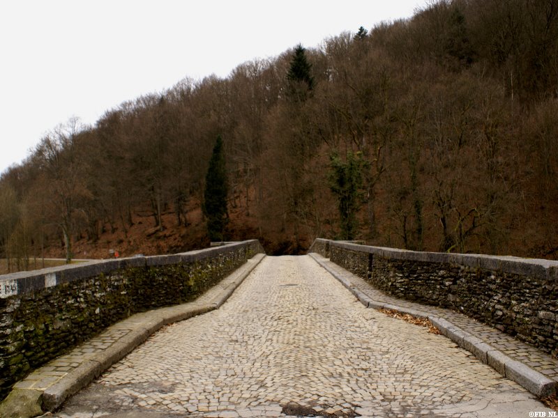 Pont du Cordemois - by www.frankrijkinbeeld…