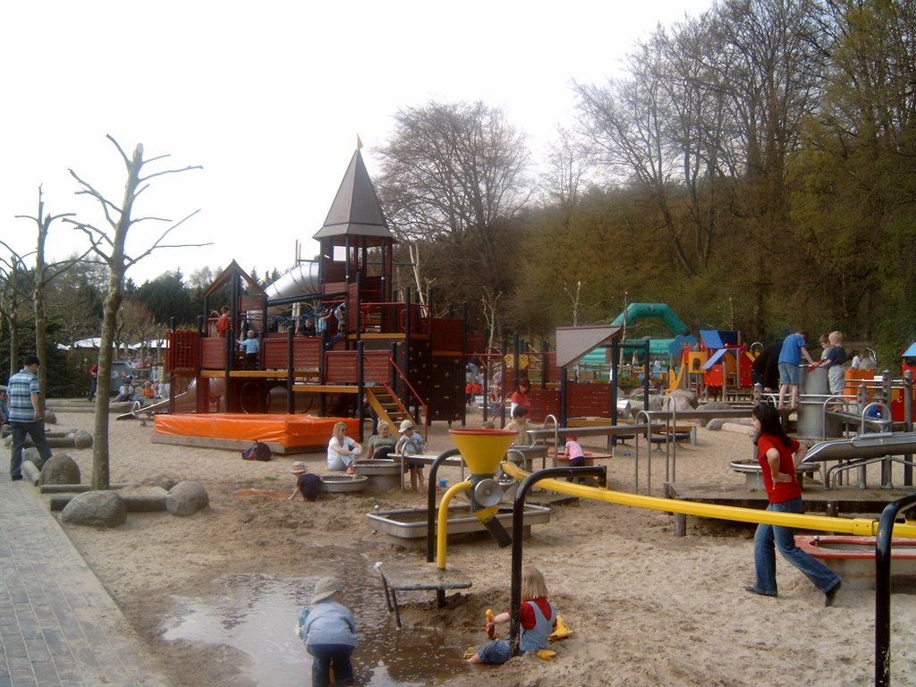 Spielplatz1 by Andorado