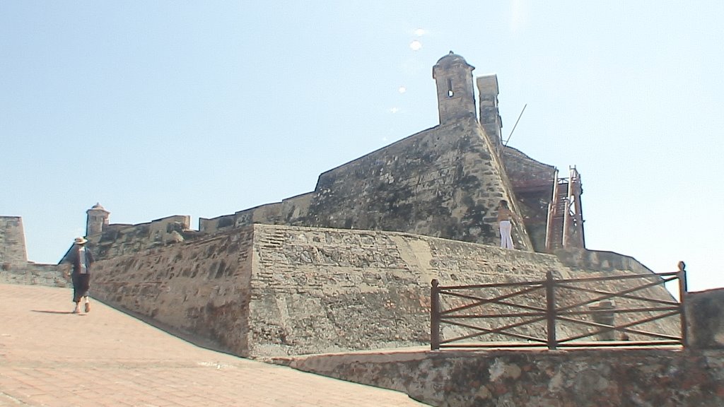 Cartagena Histórica by Carlos Eduardo Rivera Rodríguez