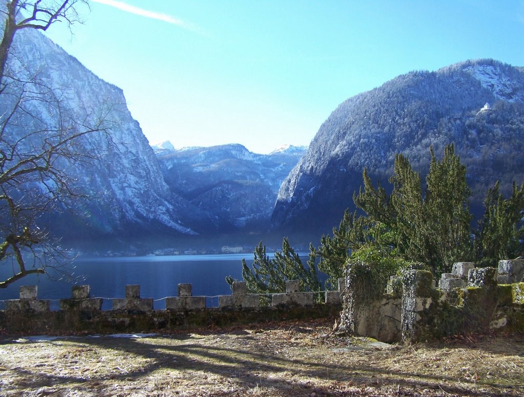 Hallstatt/Lahn vom Schlossplatz Grub gesehen by Erhard P.