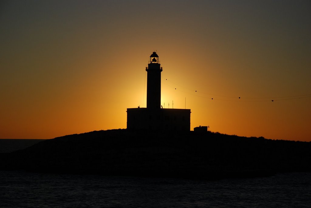 Vieste le Phare by lemanu66