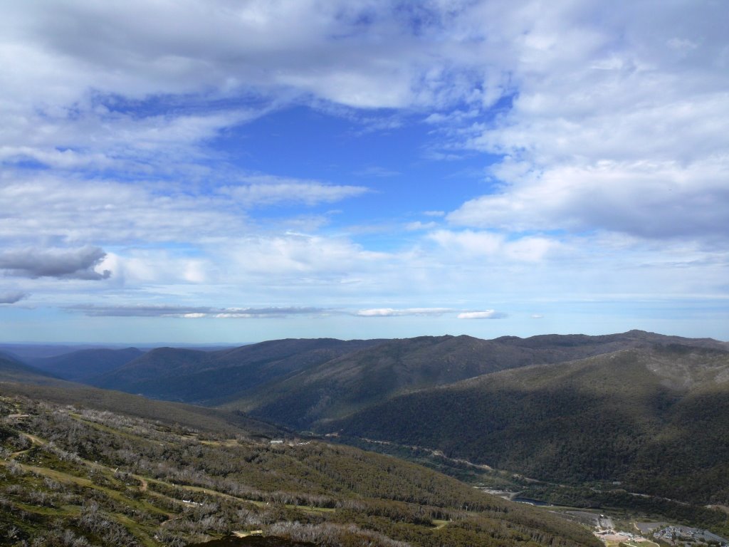 View from Mount Kosciuszko by Slawec of Poland