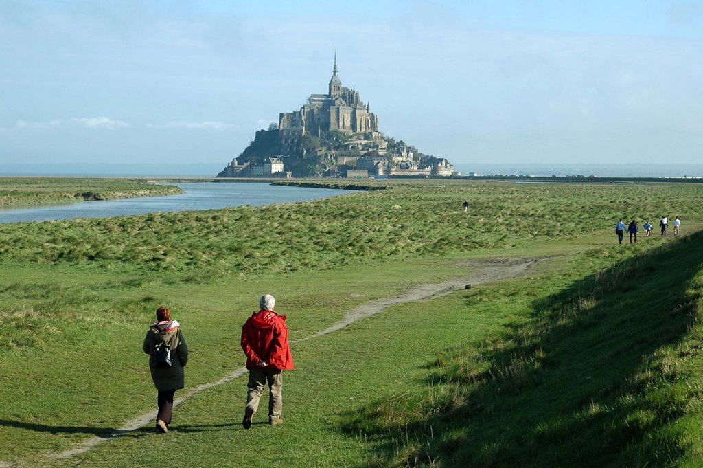 2007 Morning People to Mt Saint Michel by Davide Drei