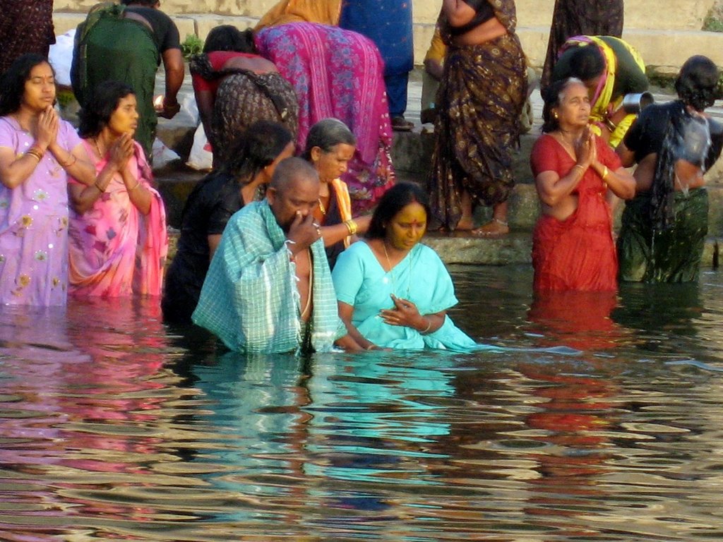 Varanasi ritual bath by Attila Szabó