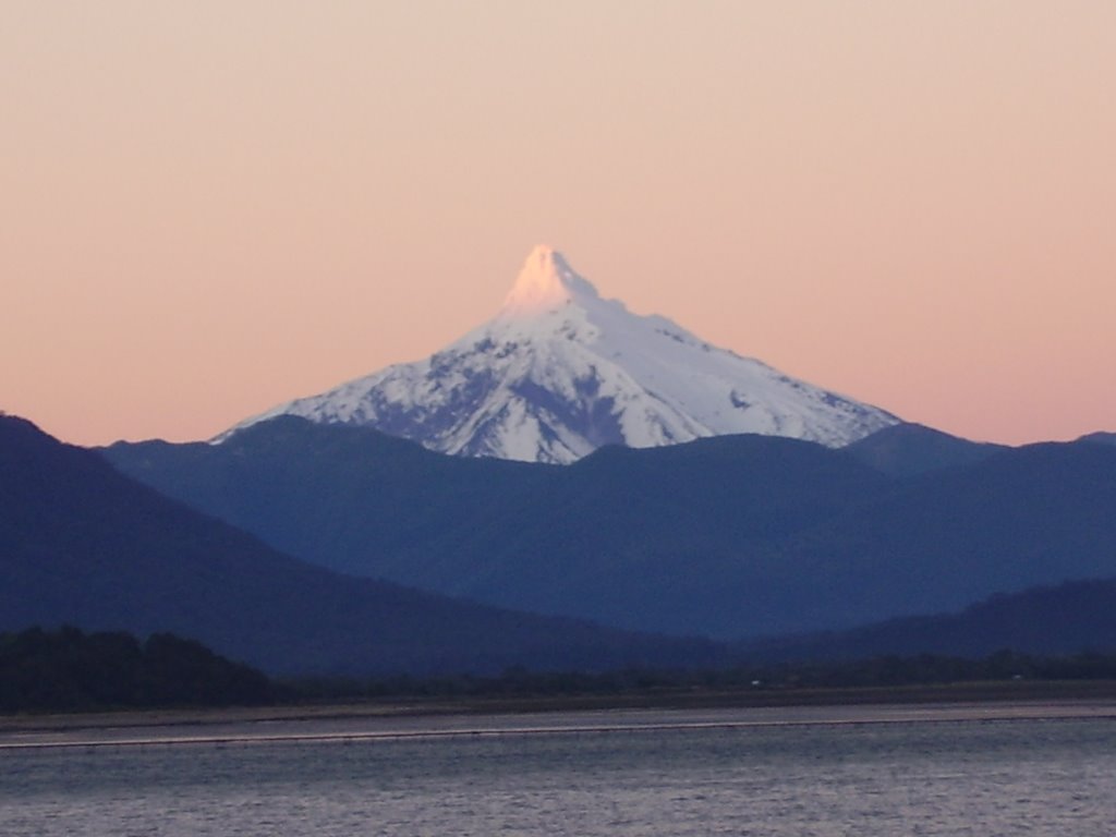 Volcan Corcovado by rodac