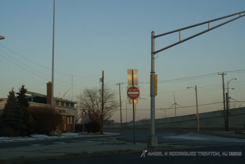 ATLANTIC CITY - N ILLINOIS AVE by ANGEL N RODRIGUEZ