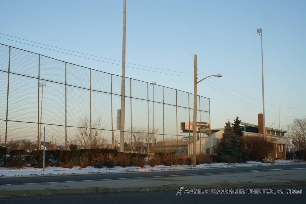 ATLANTIC CITY - N ILLINOIS AVE by ANGEL N RODRIGUEZ