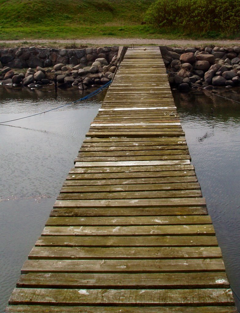 Boat bridge by boegh