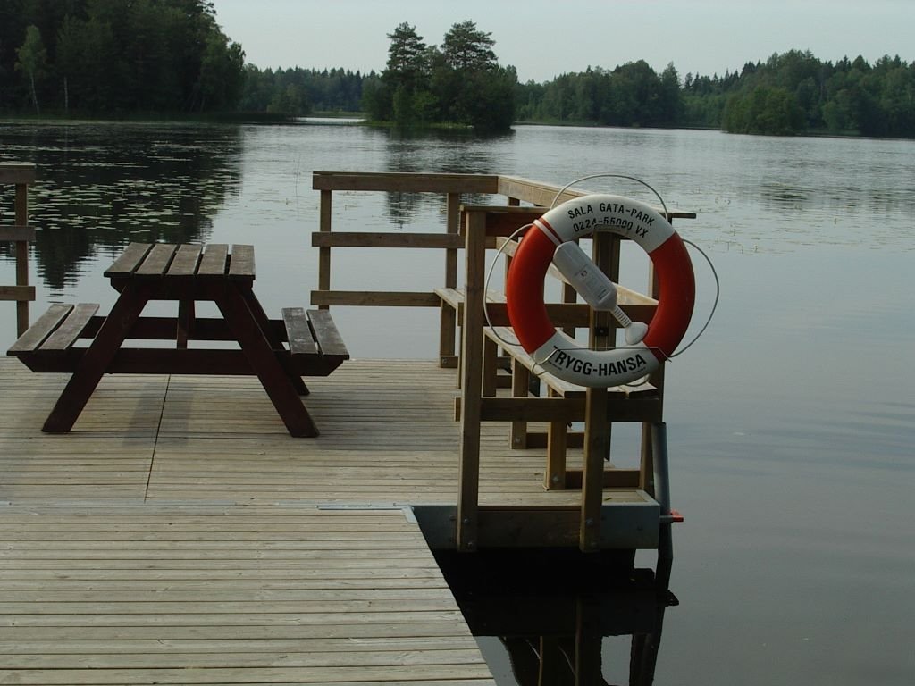 06.08.2006 Restplace near the Broddbo, Sweden by Desierk