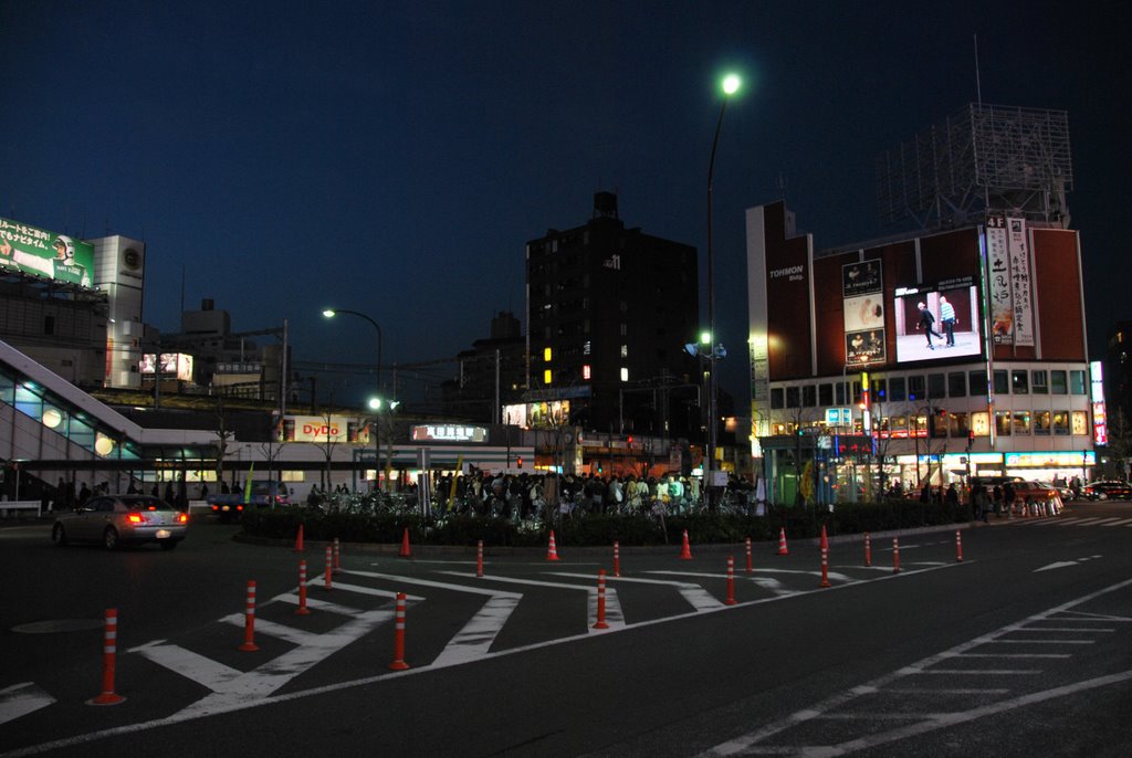 Takadanobaba Sta. 高田馬場駅 (2009.02.14) by k.takita