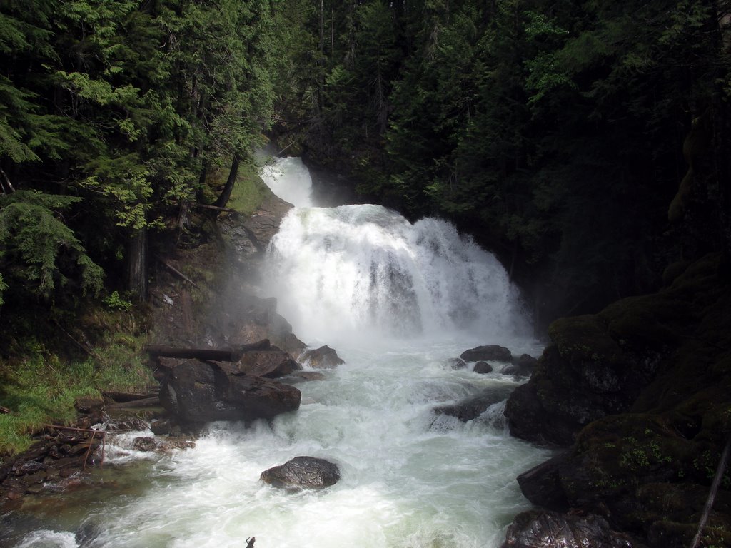 Crazy Creek Waterfall by ThomasWeber