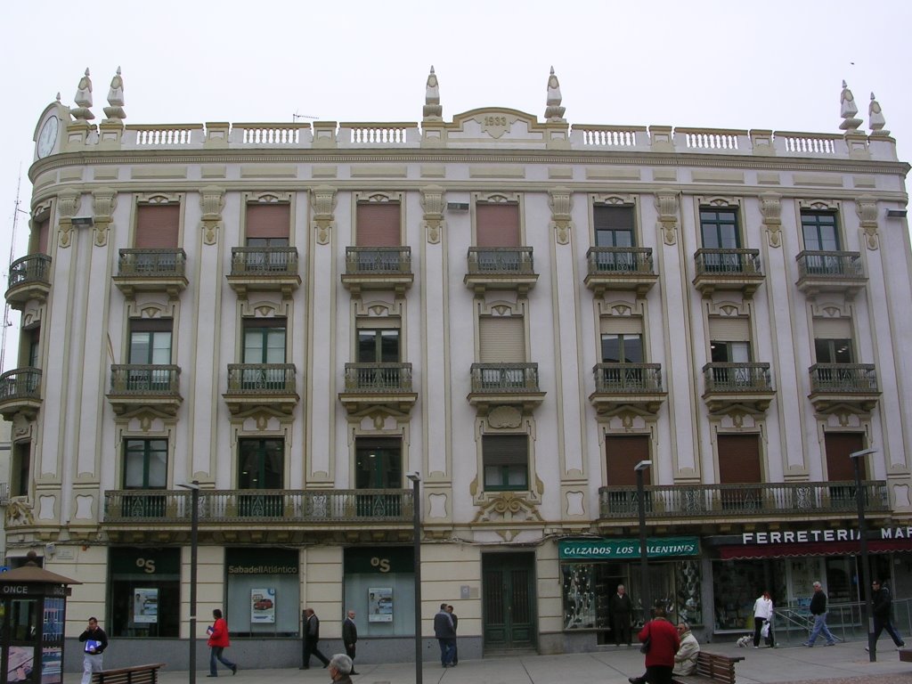 Plaza de la Constitución, Zamora, País Llionés by Llara