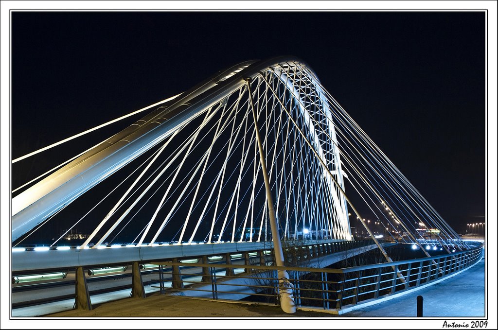 Puente Sagasta by Antort